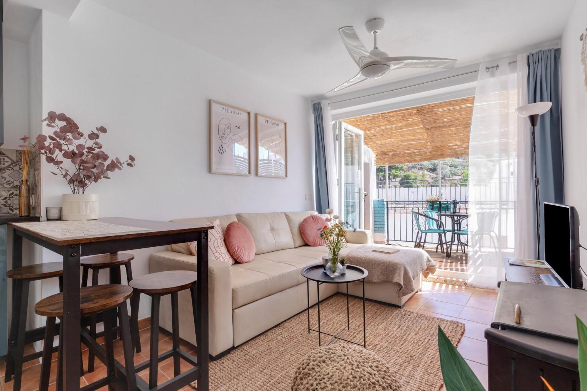 Casa De La Montana Apartments Sayalonga Kültér fotó