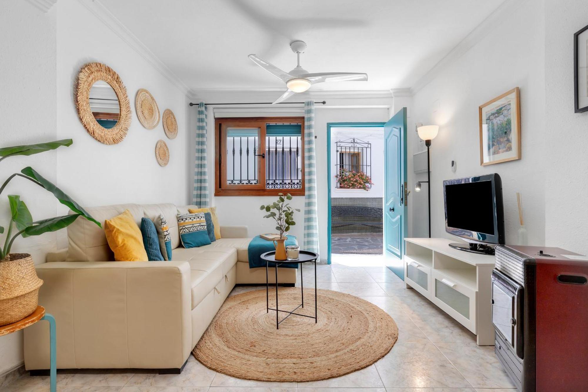 Casa De La Montana Apartments Sayalonga Kültér fotó