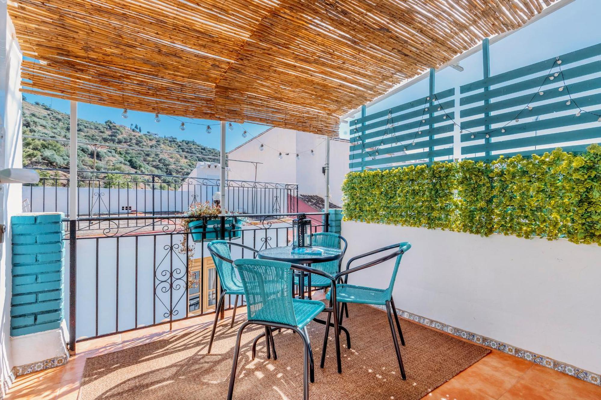 Casa De La Montana Apartments Sayalonga Kültér fotó