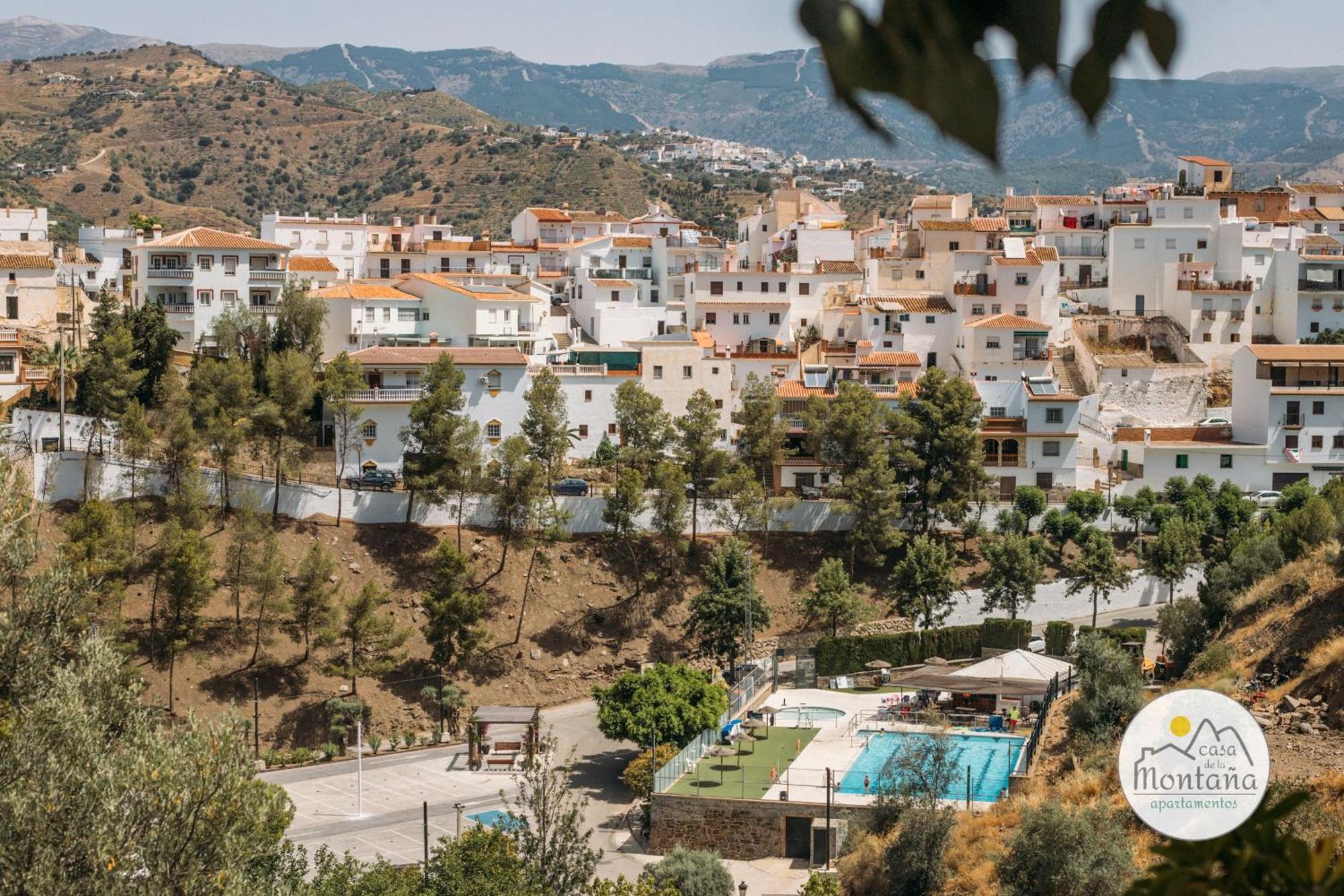 Casa De La Montana Apartments Sayalonga Kültér fotó